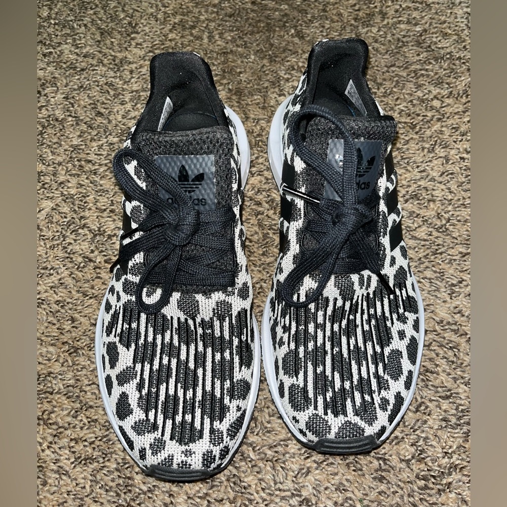 Women’s Adidas Sneakers